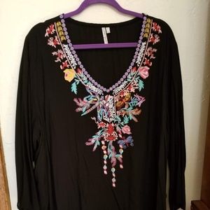 grand & greene  Boho Tunic Top Embroidered size 2X